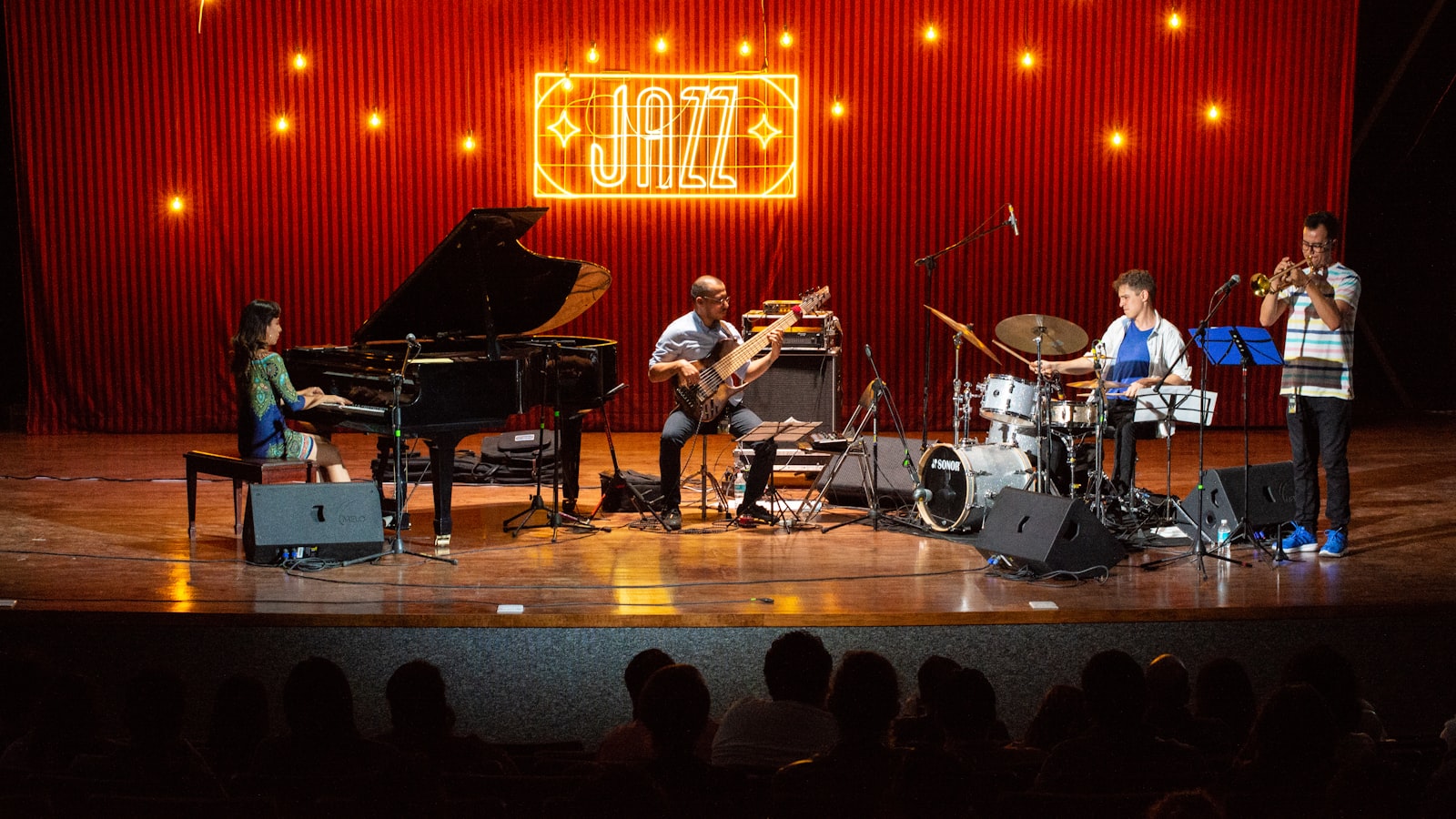 Comment lire un orchestre de swing : le guide du danseur